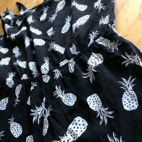 Mia Chica Cold Shoulder Pineapple Print Romper - Picture 5 of 10